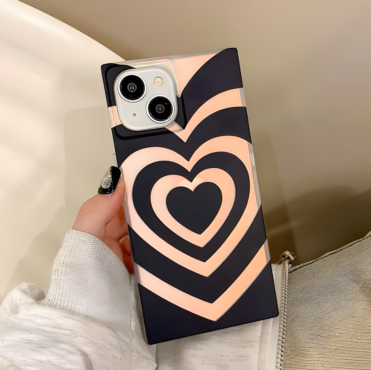 iPhone 14 Shining Heartbeat Case