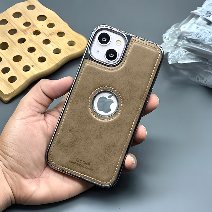 iPhone 15 Vintage Leather Logo Case