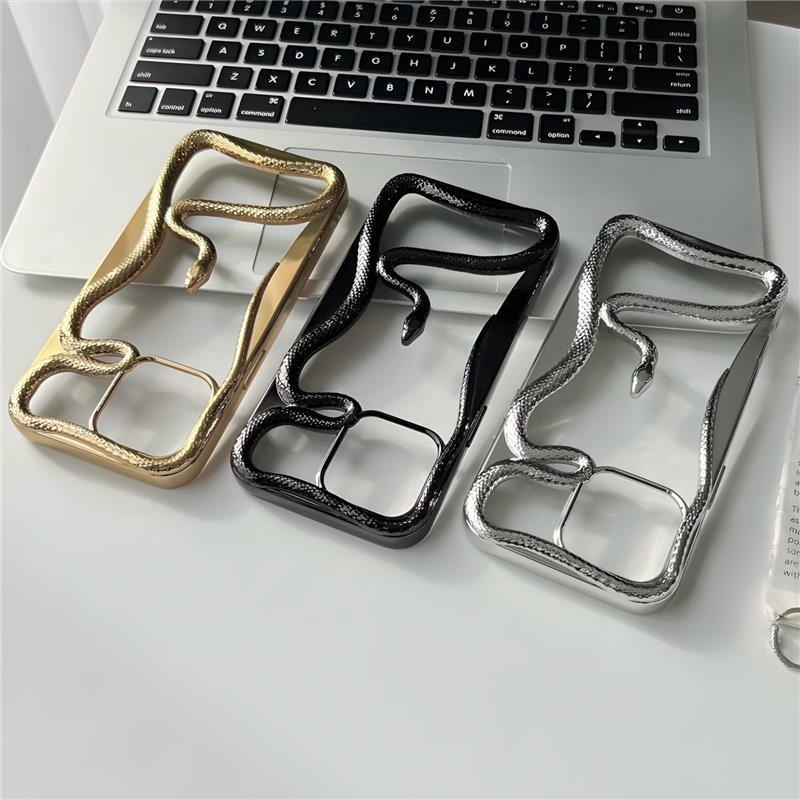 iPhone 15 3D SnakeGrip Shockproof Case