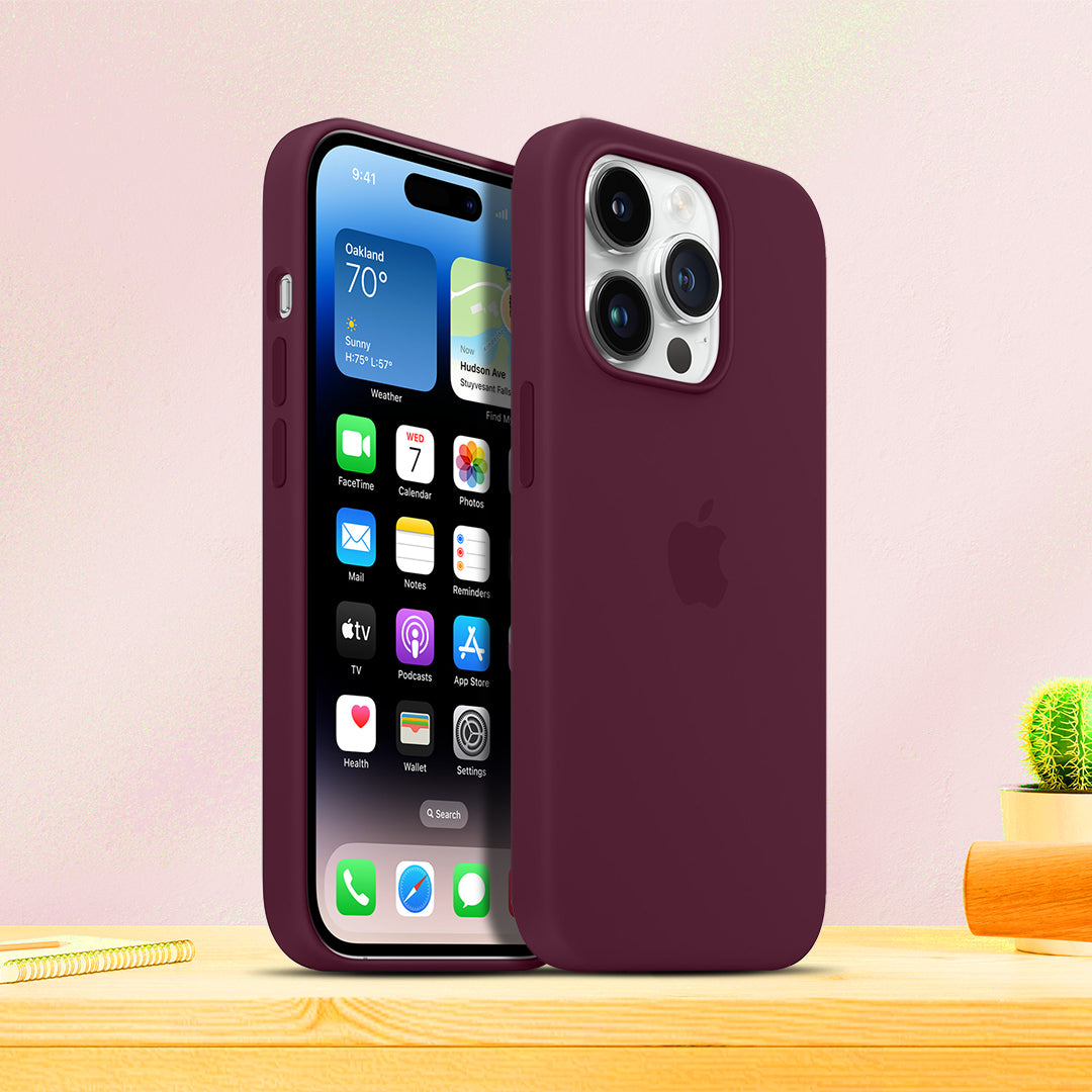 iPhone 14 Pro Soft Silicone Smartphone Case
