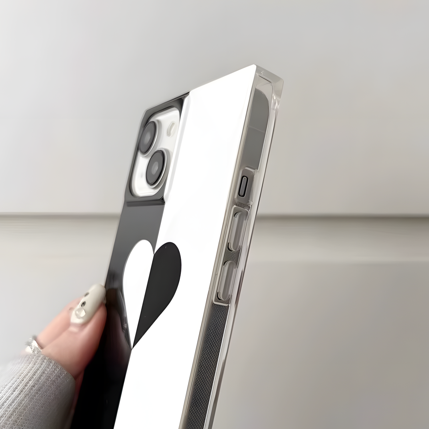 iPhone 15 Dual Tone Heart Case