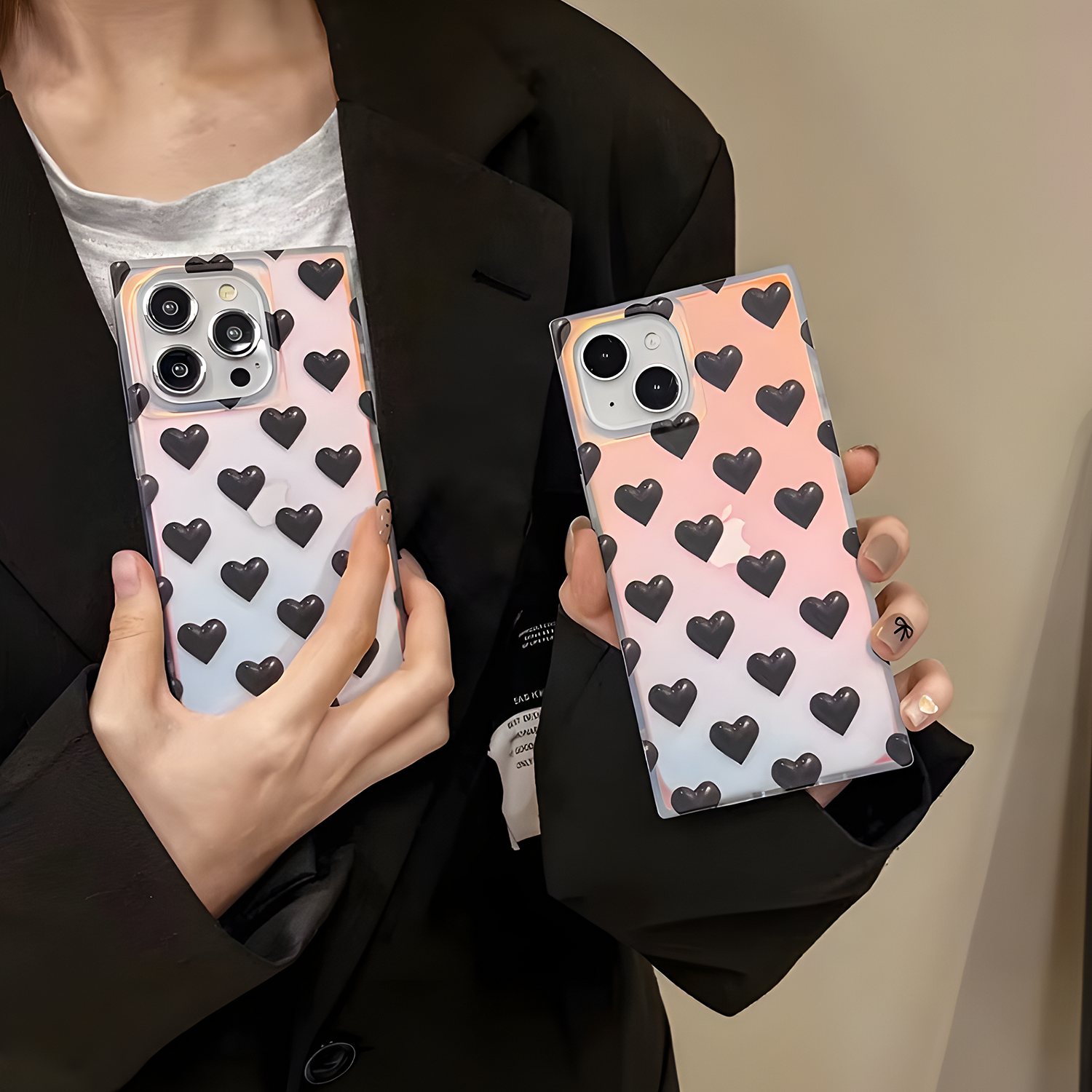 iPhone 15 Little Hearts Glow Case