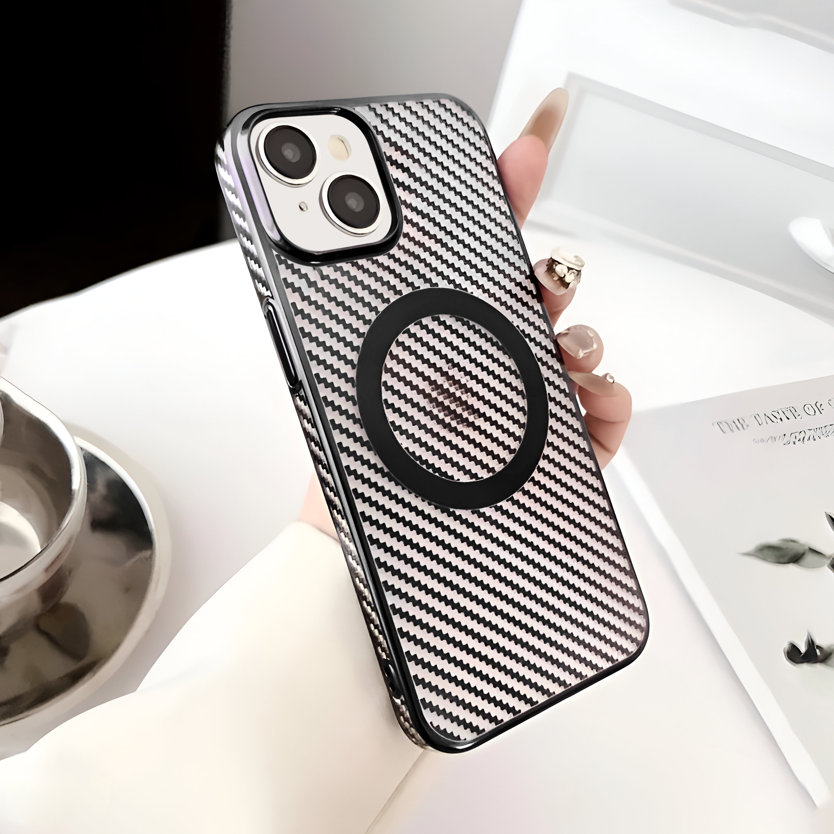 iPhone 15 Plus Carbon fiber Pattern Case