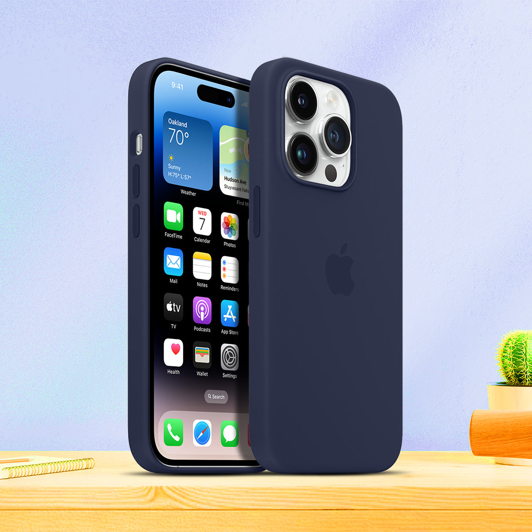iPhone 14 Pro Soft Silicone Smartphone Case